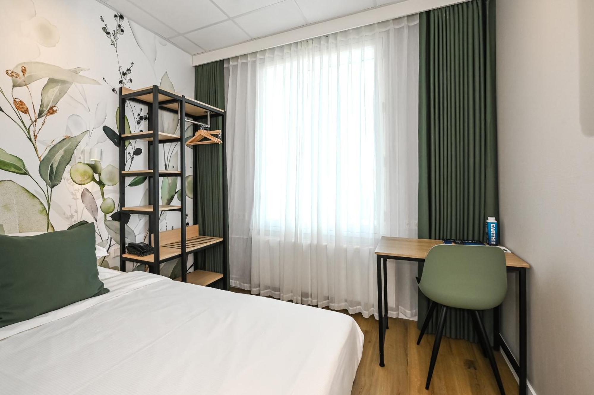 Single Room