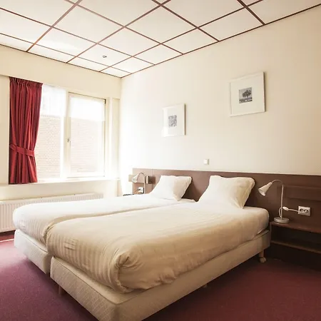 Strandhotel Scheveningen-2